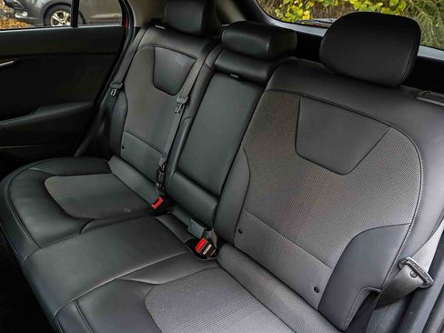 Certified 2024 Kia Niro Wind w/ Wind Preserve Package image 22