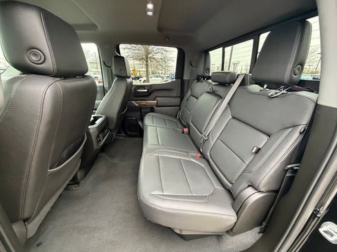 Used 2021 Chevrolet Silverado 1500 LT Trail Boss image 19