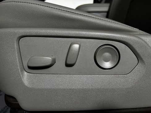 Used 2022 GMC Sierra 1500 SLT w/ SLT Premium Plus Package image 14