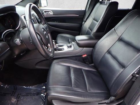 Used 2018 Jeep Grand Cherokee Limited image 12