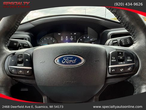 Used 2020 Ford Explorer XLT w/ Equipment Group 202A image 17