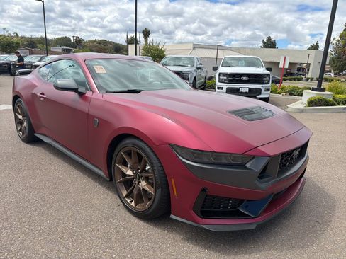 Used 2025 Ford Mustang Dark Horse RWD image 3