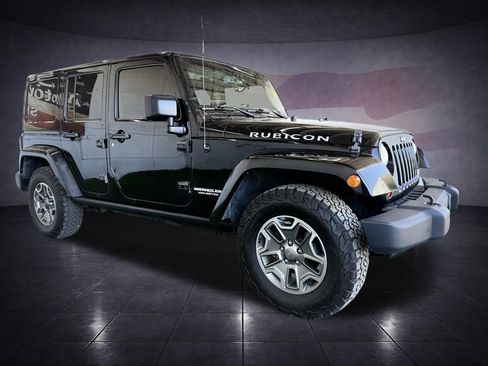 Used 2013 Jeep Wrangler Unlimited Rubicon w/ Connectivity Group AWD/4WD image 6