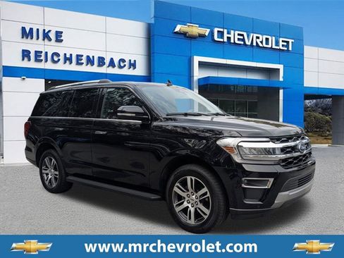 Used 2024 Ford Expedition Limited image 1