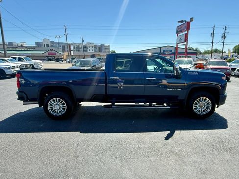 Used 2020 Chevrolet Silverado 3500 High Country AWD/4WD image 6