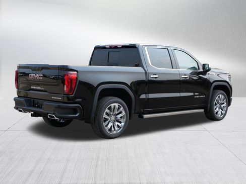 New 2026 GMC Sierra 1500 Denali w/ Denali Reserve Package AWD/4WD image 5