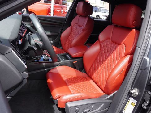 Used 2021 Audi SQ5 Premium Plus w/ Premium Plus Package AWD/4WD image 14