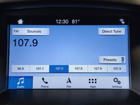 Used 2018 Ford Focus SEL FWD image 25