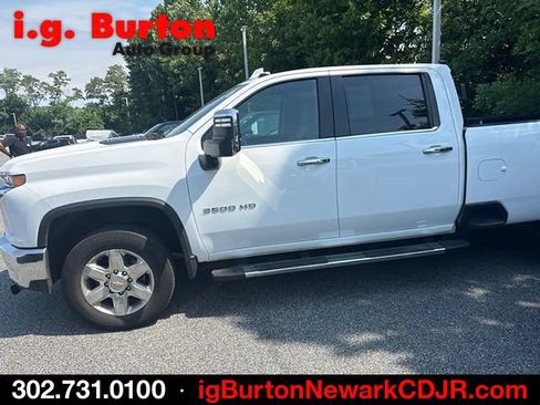 Used 2022 Chevrolet Silverado 3500 LTZ w/ LTZ Plus Package AWD/4WD image 6