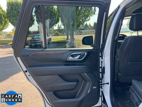Used 2023 Chevrolet Tahoe Z71 w/ Luxury Package AWD/4WD image 13