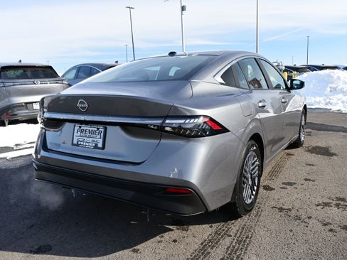 New 2026 Nissan Sentra SV image 6