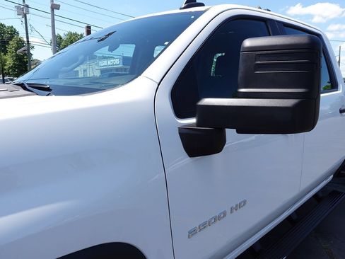 Used 2025 Chevrolet Silverado 2500 W/T AWD/4WD image 7