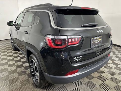 Used 2023 Jeep Compass Limited AWD/4WD image 3