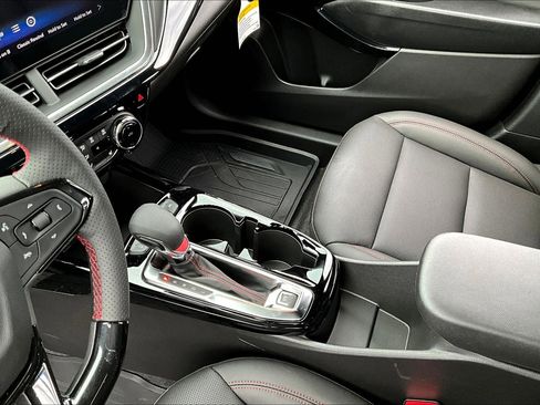 New 2025 Chevrolet Trax RS w/ Driver Confidence Package image 8