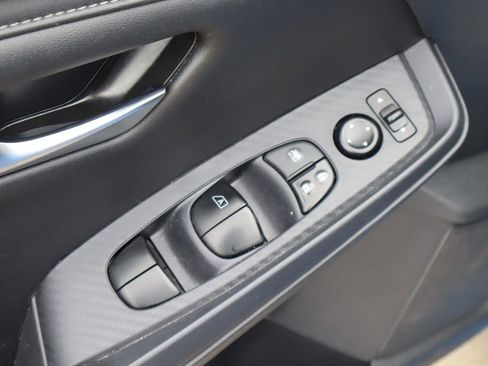 Used 2024 Nissan Sentra SV FWD image 20