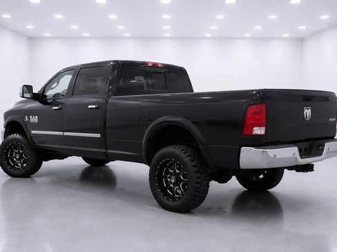 Used 2014 RAM 2500 Laramie w/ Cold Weather Group AWD/4WD image 3