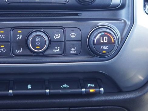 Used 2018 Chevrolet Silverado 1500 LT w/ All Star Edition AWD/4WD image 34