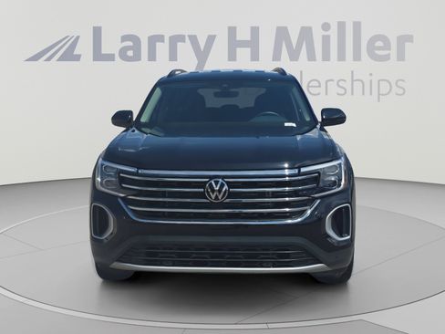 Used 2026 Volkswagen Atlas SE w/ Black Wheel Package AWD/4WD image 8