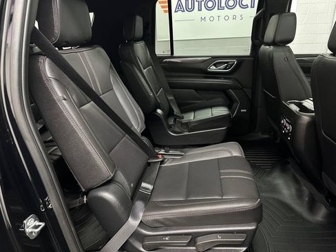 Used 2023 Chevrolet Suburban RST w/ Sport Performance Package AWD/4WD image 20