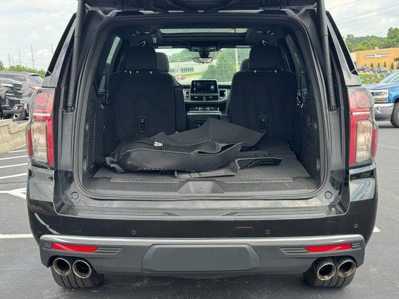 Used 2022 Chevrolet Tahoe High Country w/ Premium Package AWD/4WD image 5