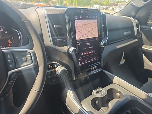 New 2026 RAM 1500 4x4 Crew Cab image 16