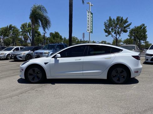 Used 2023 Tesla Model 3 Standard Range RWD image 2