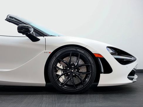 Used 2020 McLaren 720S Performance image 11