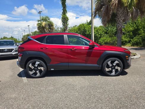 New 2026 Hyundai Kona Limited FWD image 8