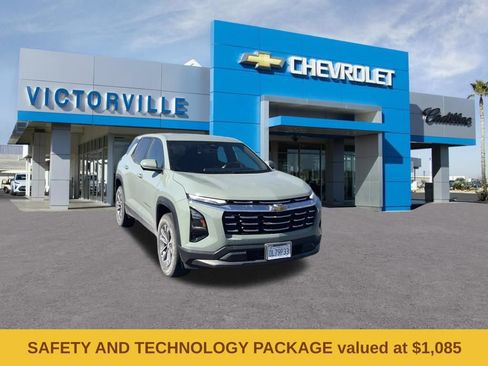 Used 2025 Chevrolet Equinox LT w/ Safety and Technology Package FWD image 3