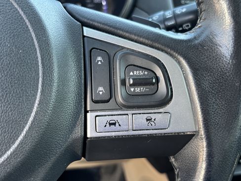 Used 2016 Subaru Outback 2.5i Limited AWD/4WD image 20