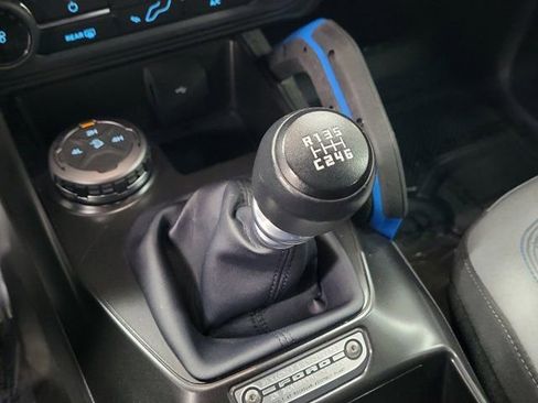 Used 2023 Ford Bronco Black Diamond AWD/4WD image 31