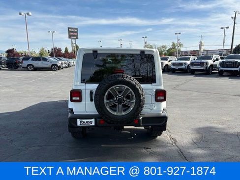 Used 2022 Jeep Wrangler Unlimited Sahara AWD/4WD image 5