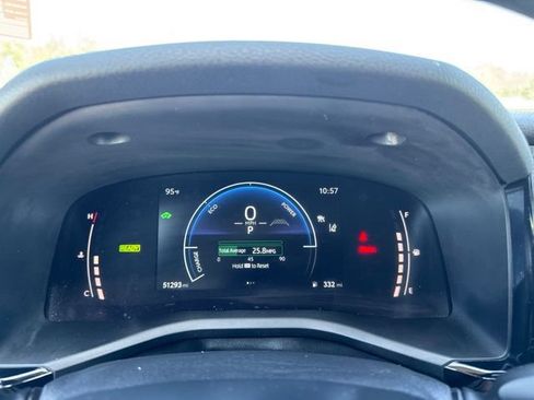 Used 2025 Toyota Camry LE FWD image 13