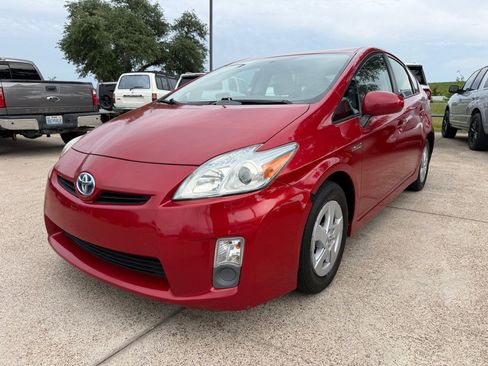 Used 2011 Toyota Prius Three w/ Navigation Pkg FWD image 3