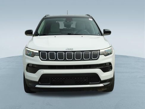Used 2022 Jeep Compass Limited w/ Elite Group AWD/4WD image 2