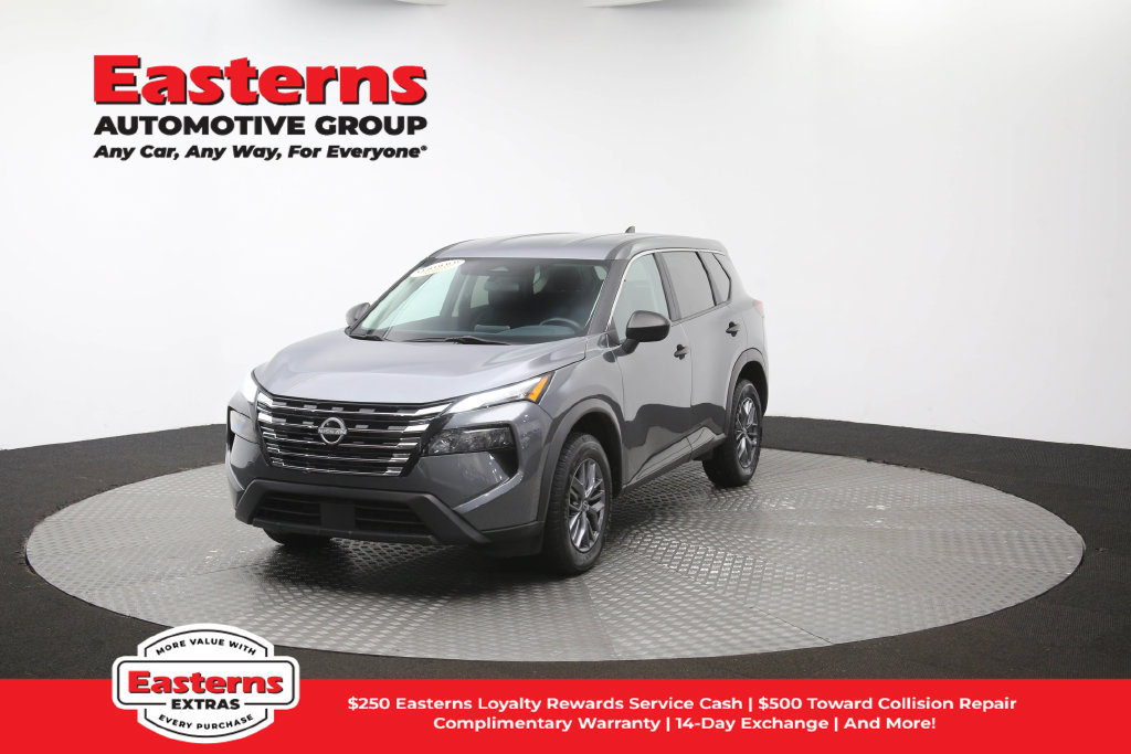 Used 2024 Nissan Rogue S AWD/4WD image 53