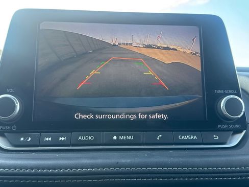 Used 2024 Nissan Rogue SV w/ SV Premium Package FWD image 41