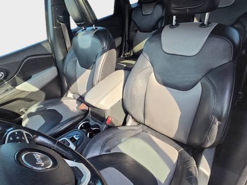 Used 2014 Jeep Cherokee Limited AWD/4WD image 12