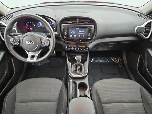 Used 2020 Kia Soul S image 12