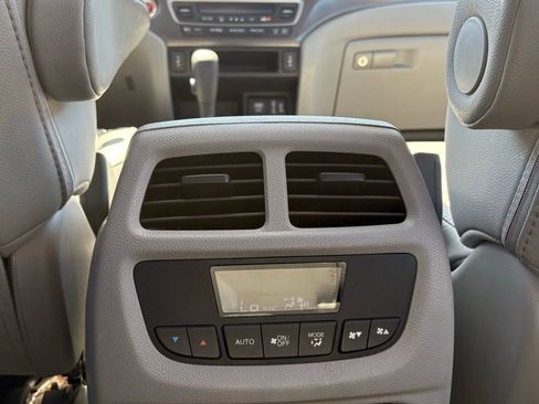 Used 2017 Honda Pilot EX-L image 24