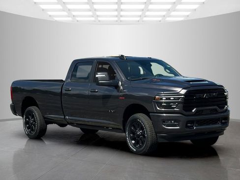 New 2025 RAM 2500 Laramie image 5