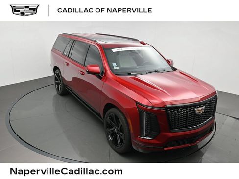 Used 2025 Cadillac Escalade ESV Sport Platinum w/ LPO, Floor Liner Package AWD/4WD image 1