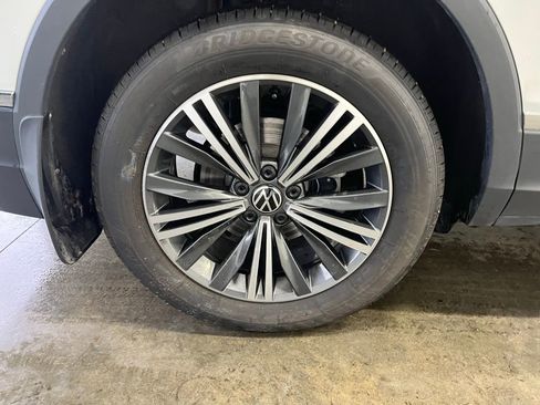 Certified 2024 Volkswagen Tiguan Wolfsburg Edition image 33