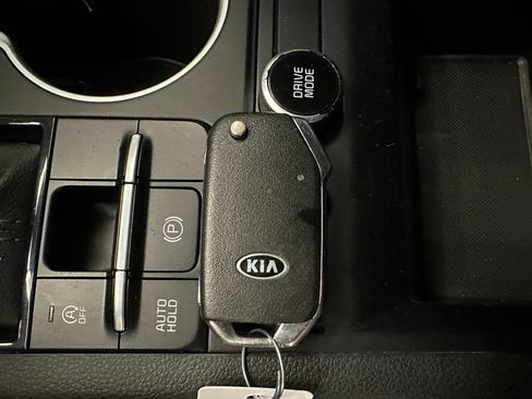 Used 2021 Kia K5 LX FWD image 17