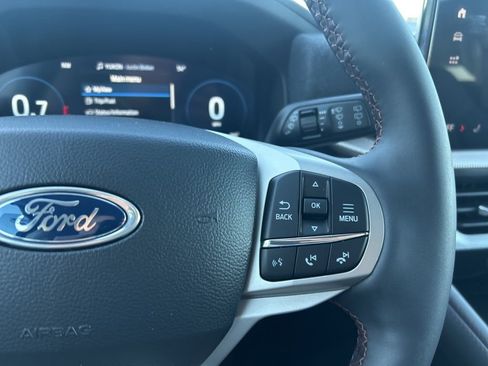 New 2026 Ford Explorer Active image 32