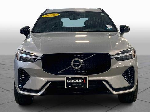Used 2022 Volvo XC60 T8 R-Design w/ Advanced Package image 4
