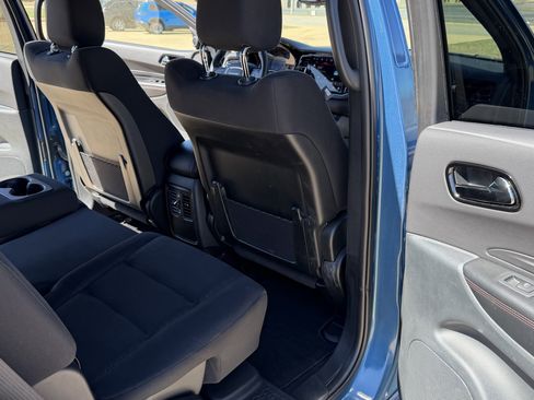 Used 2025 Dodge Durango GT image 31