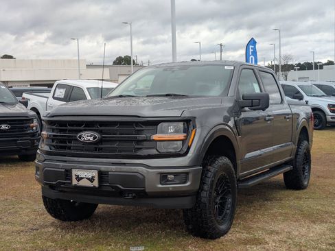 New 2026 Ford F150 XLT w/ Equipment Group 302A MID AWD/4WD image 8