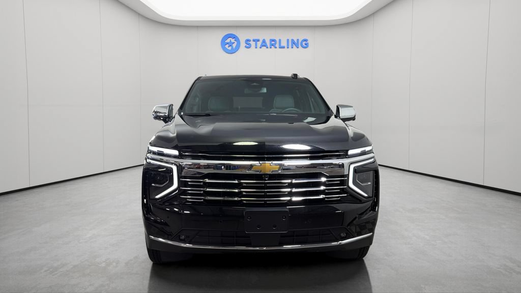 Used 2026 Chevrolet Suburban Premier AWD/4WD image 16
