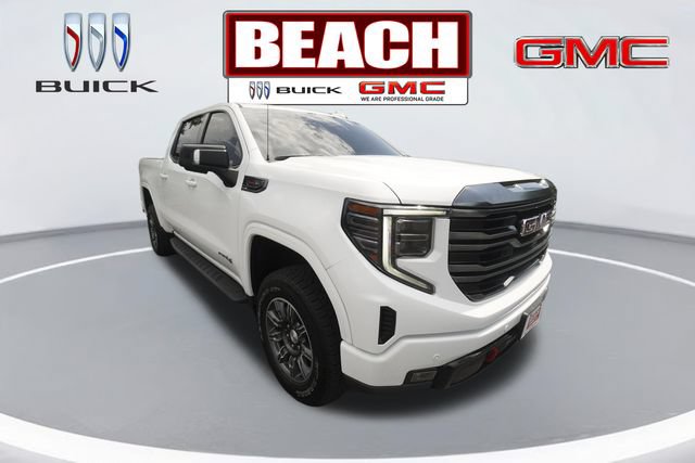 Used 2024 GMC Sierra 1500 AT4 w/ Technology Package AWD/4WD image 1